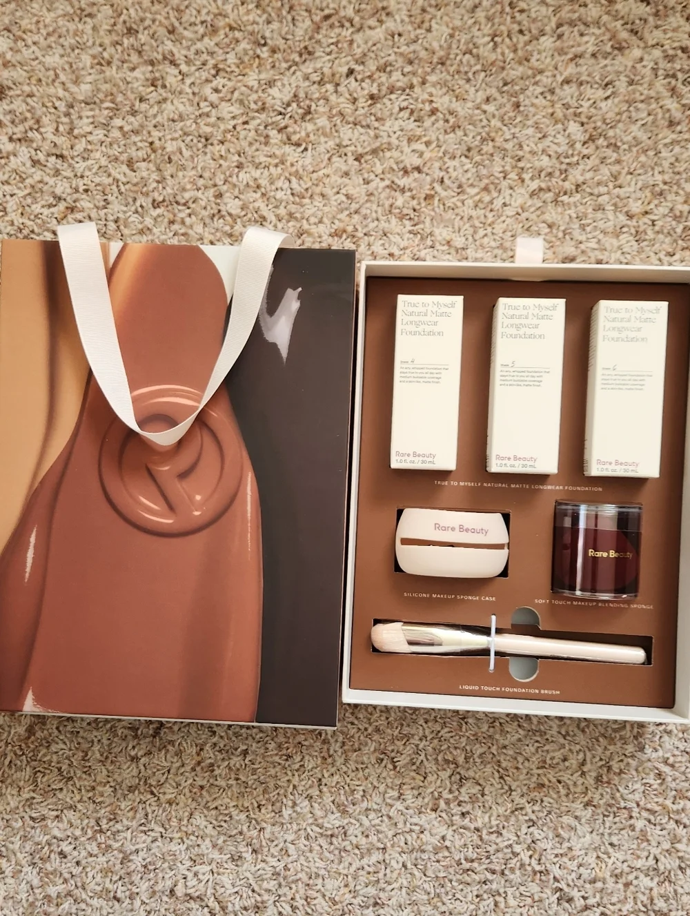 Sephora Rare Beauty Foundation & Brush Set - Brown, Cream, White